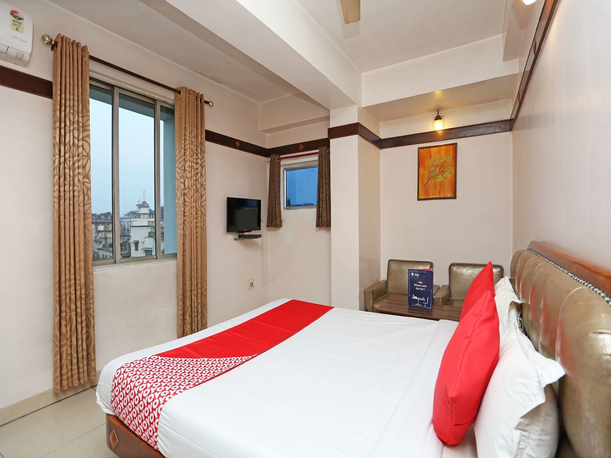 Hotel Amrit Regency Guwahati Esterno foto