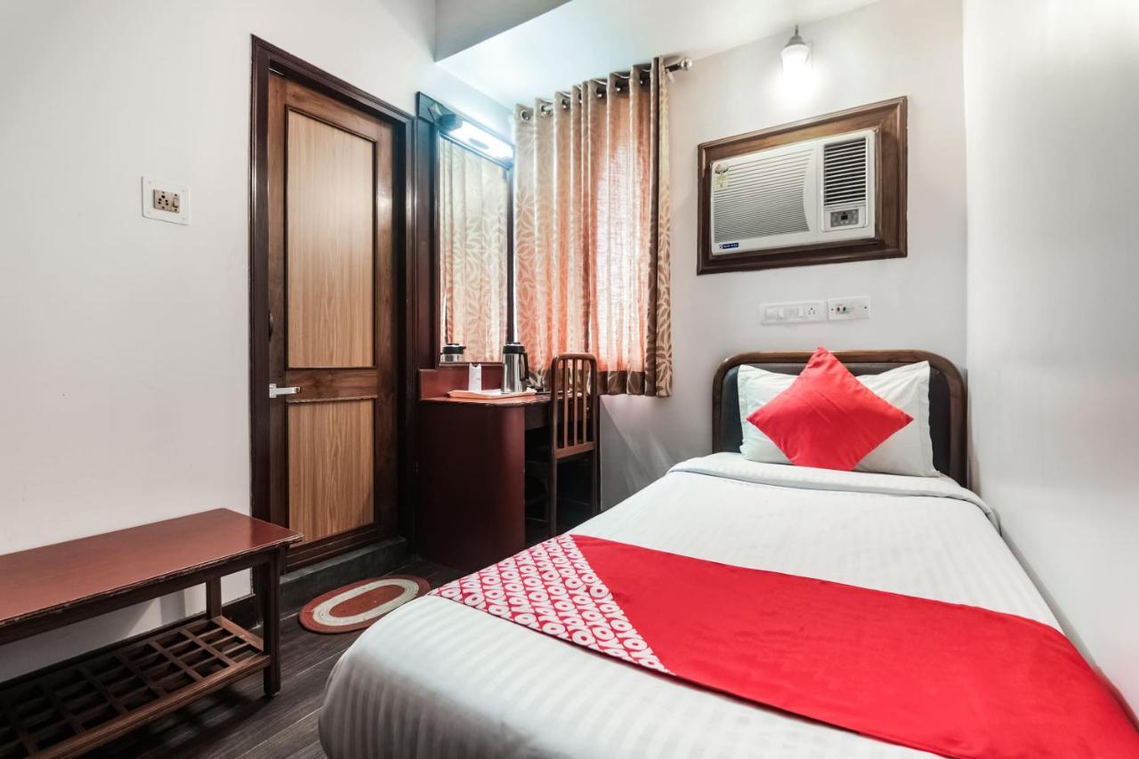 Hotel Amrit Regency Guwahati Esterno foto